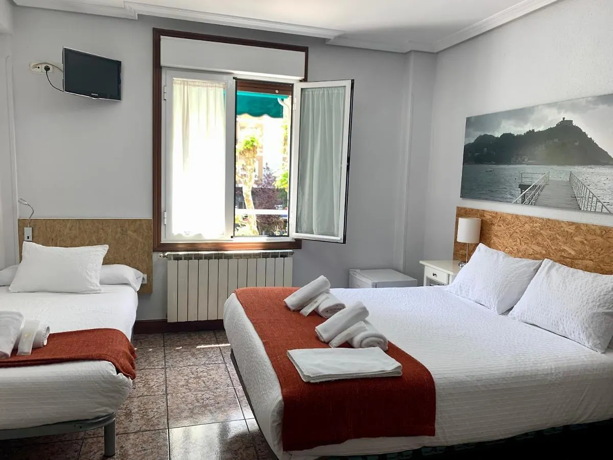 Pension Amara San Sebastian Guest house